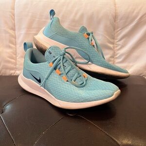 Nike Women's Blue and Orange Tennis Shoes